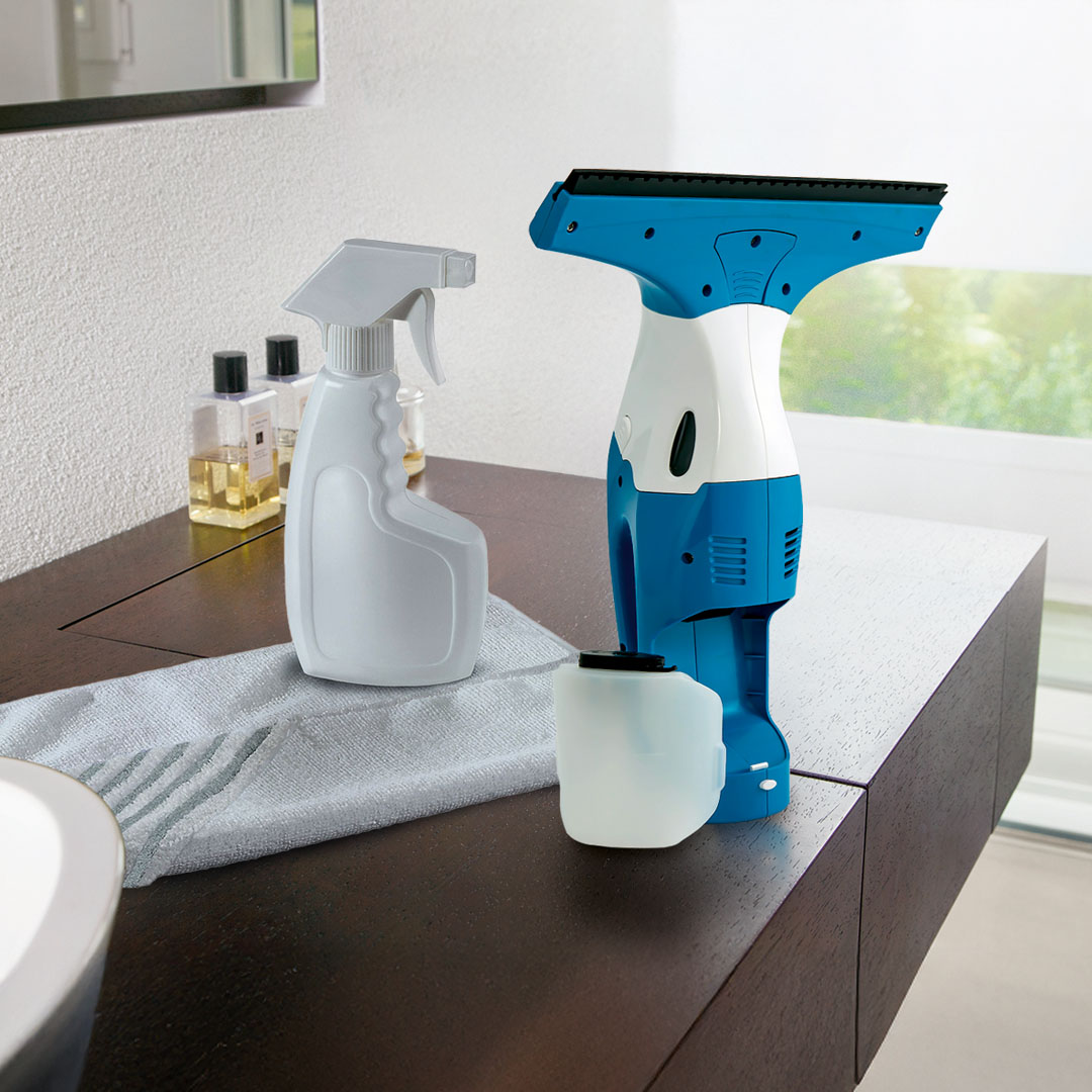 THOMAS Window Jet 2in1 window vacuum with charger, water spray and wipe