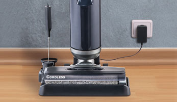 Економія простору та часу. Пилосос зручно паркується на зарядній станції у вертикальному положенні. Час повного заряджання приладу становить 4,5 години. Час роботи акумулятора – 35 хв.