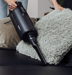 Узкая насадка для уборки в труднодоступных местах