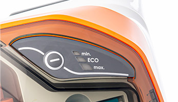 4-х ступеневий електронний регулятор потужності і пам'ять останнього режиму. Режим «ЕКО» для роботи пилососа в якості очищувача повітря.