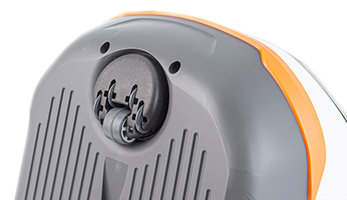 Спеціальні ролики Easy Drive 360° допомагають пилососу легко долати невеликі перешкоди.